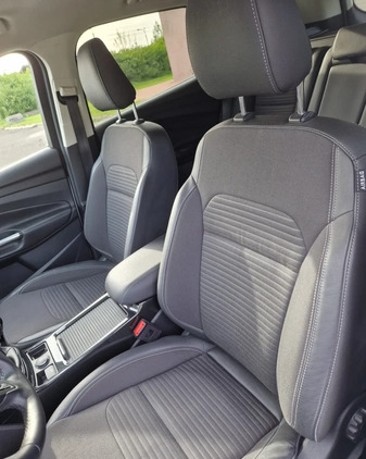 Ford Kuga cena 79500 przebieg: 51900, rok produkcji 2018 z Skoczów małe 172